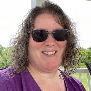 Meet your Posher, Cindy